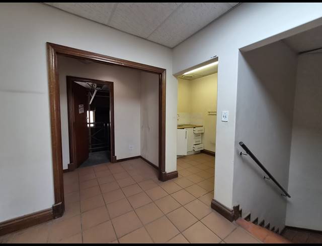642M² WAREHOUSE TO LET IN RANDJESPARK